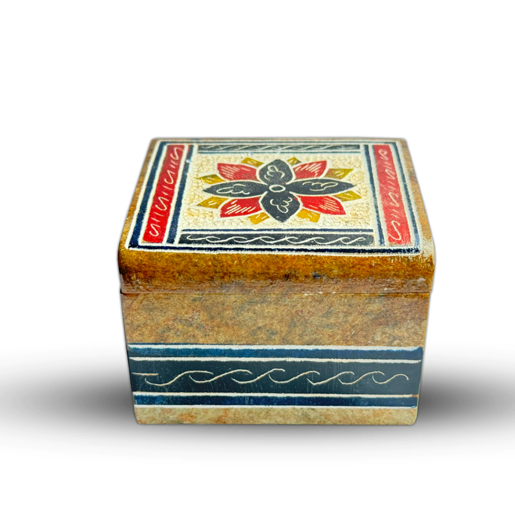 Porta Joia Baú Decorado De Pedra Sabão Lindíssimo 8x7 cm P