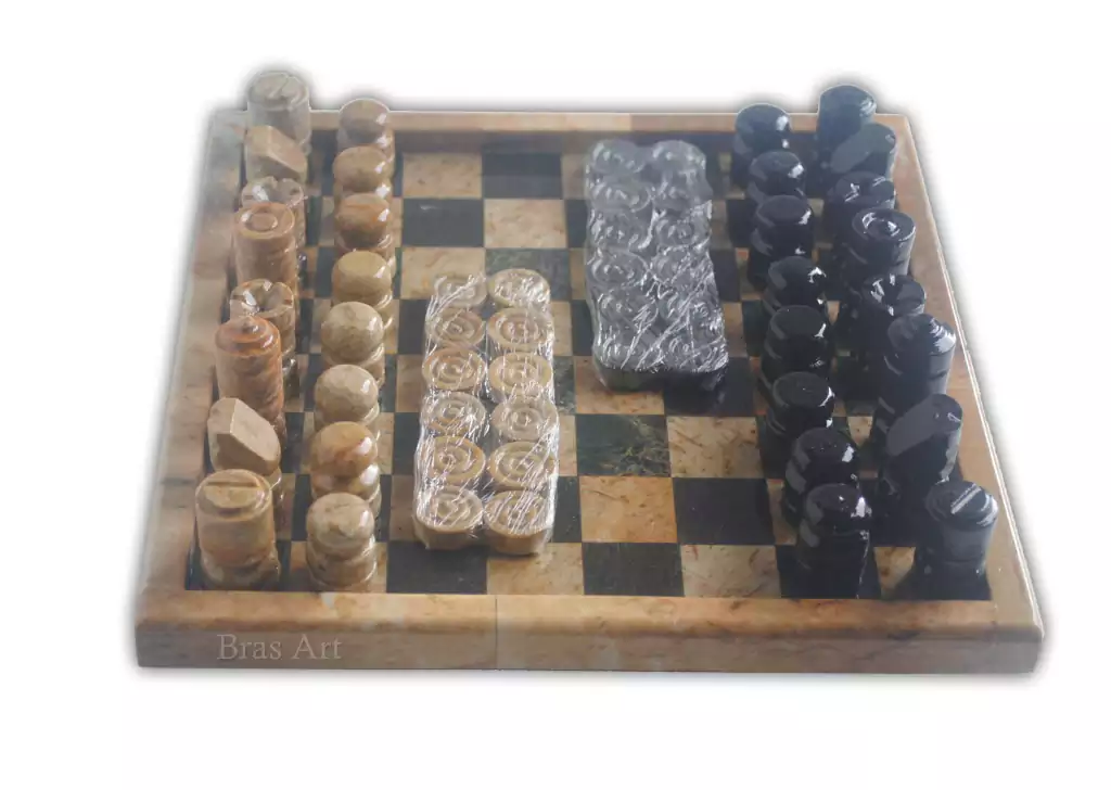 Tabuleiro De Xadrez com porta peças todo De pedra sabão 18 CM