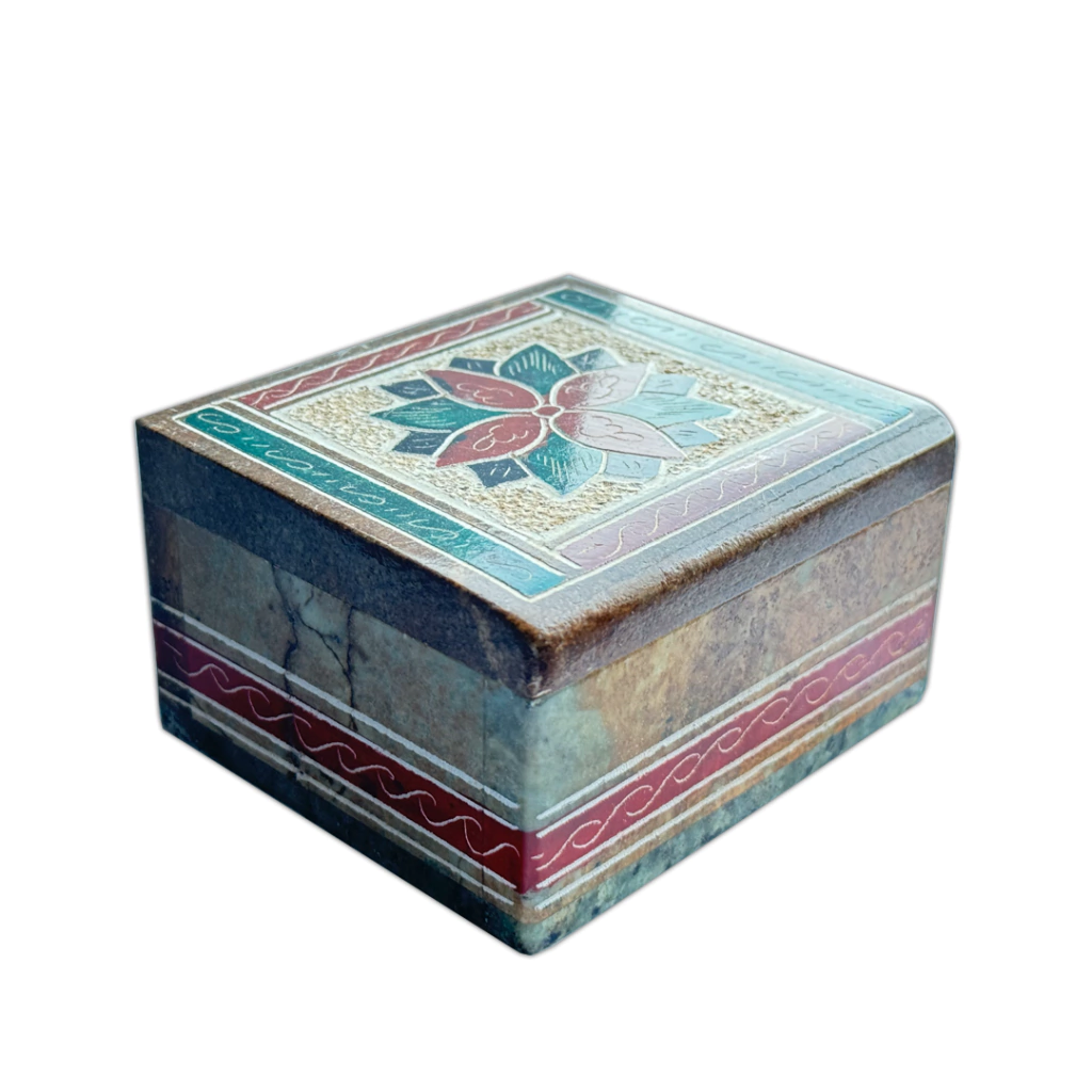 Porta Joia Baú Decorado De Pedra Sabão Lindíssimo 10x9 cm M